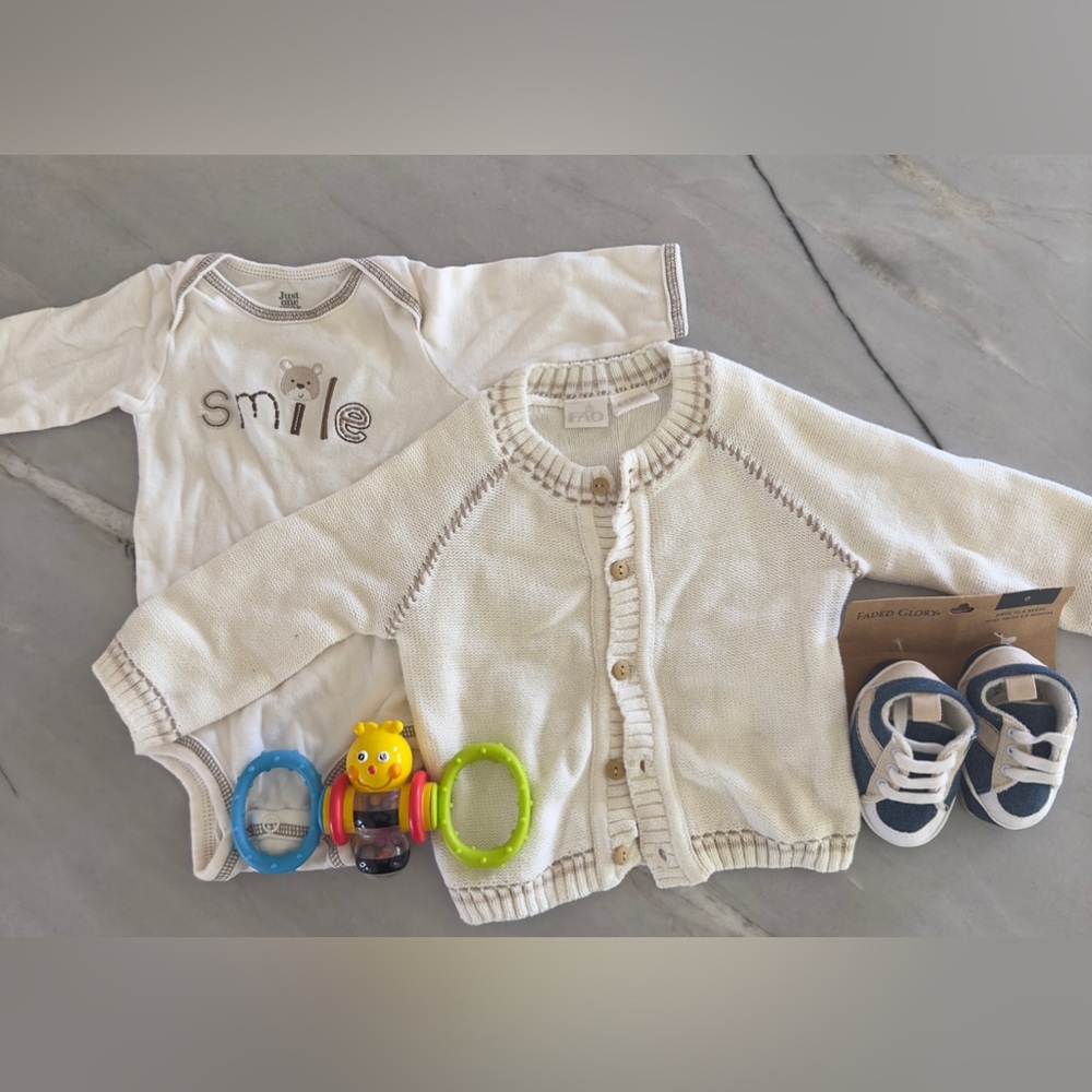 Boy newborn onesie sweater and shoes